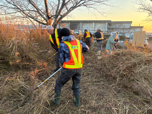 20251228-門川漁港周辺公園_作業①